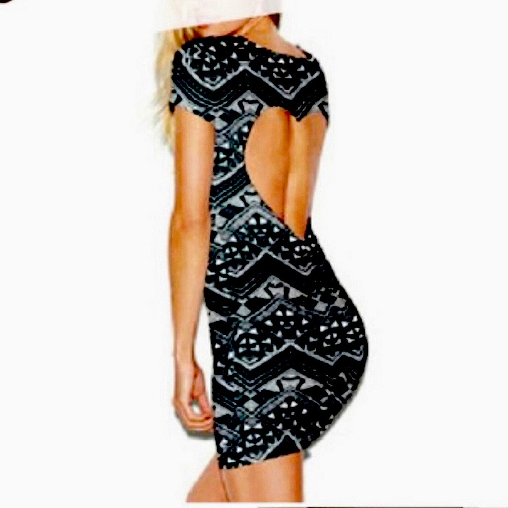 ‼️RARE‼️VS PINK  HEART CUT OUT mini dress
